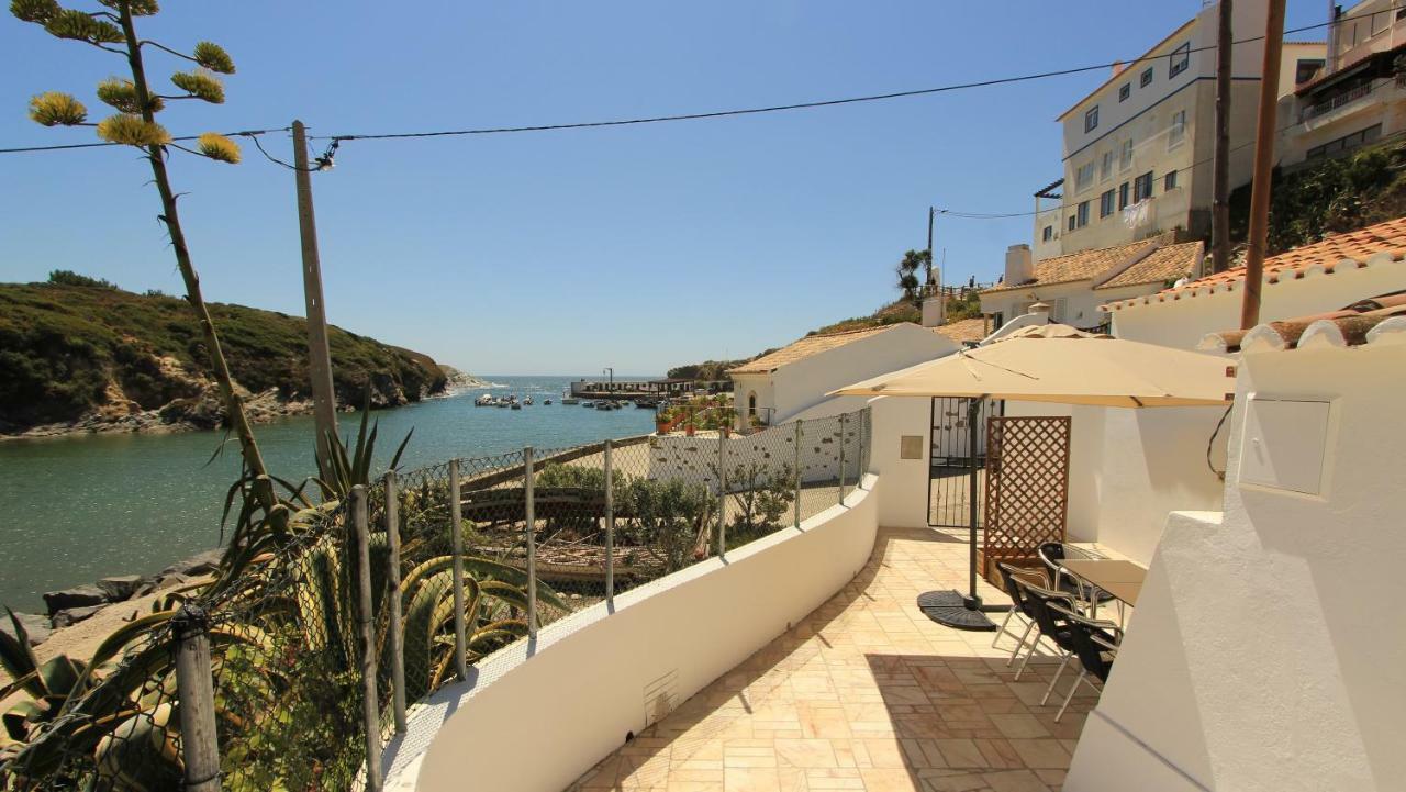 Vila Chale Da Baia Porto Covo Exteriér fotografie